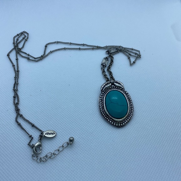 American Eagle Outfitters faux turquoise and silver pendant on chain